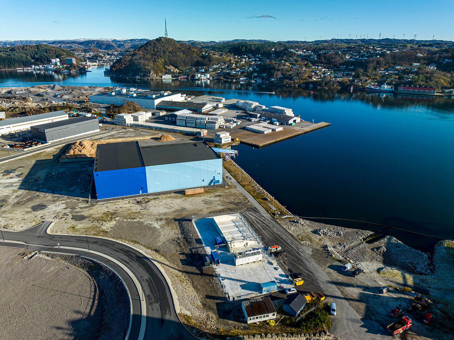 – Egersund har en travel havn med høy aktivitet innenfor den maritime sektoren. Vi tror hydrogensatsingen vil åpne opp nye muligheter og gjøre havna enda mer attraktiv, sier lederen i HYDS.
